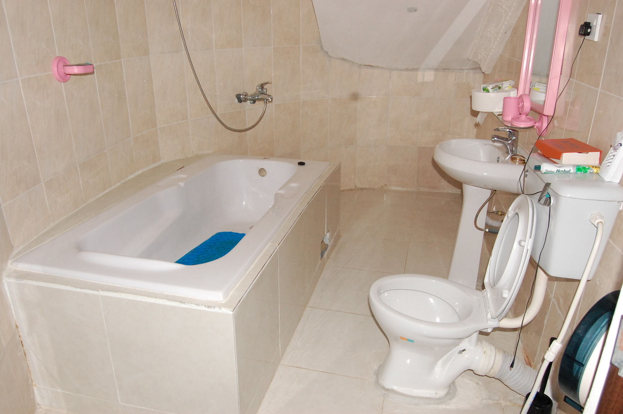 Encore Hotel Lagos Exterior photo